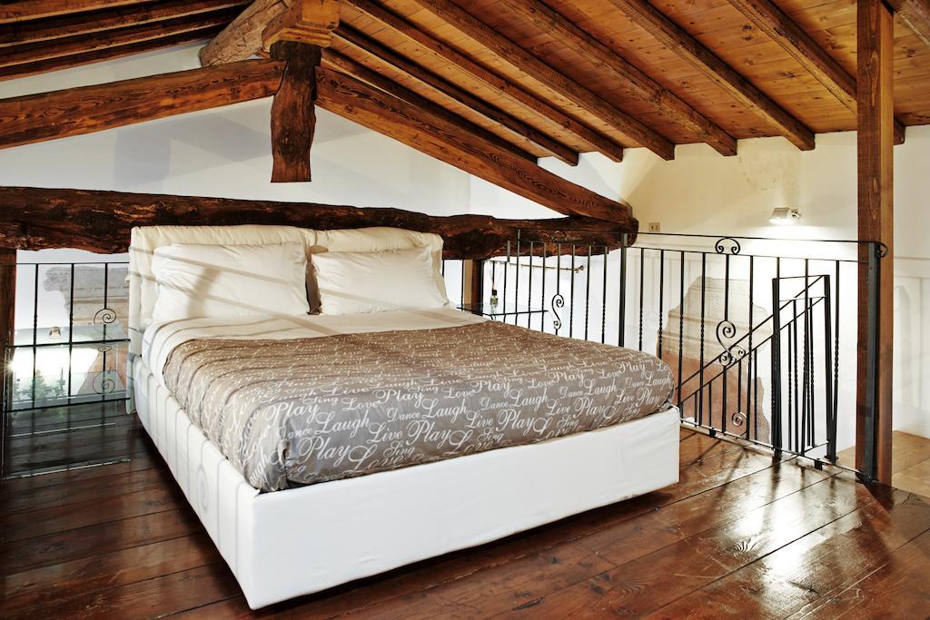 P&P Piazza Bergamo Apartment Szoba fotó